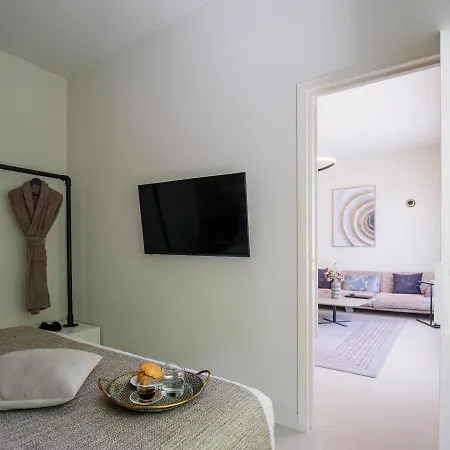 Apartment Thiramenous *