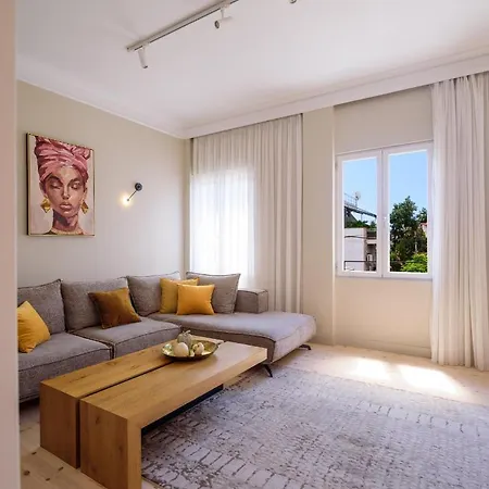 Thiramenous Apartment