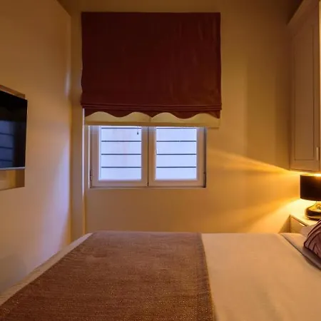 Apartment Thiramenous Athens